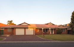 30 Southpointe Crescent, Ballajura, WA 6066