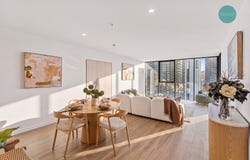 1802/8 George Avenue, Broadbeach, Qld 4218