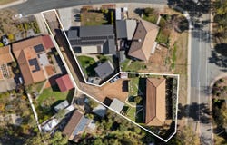 5A & 5B Noarlunga cres, Bonython, ACT 2905