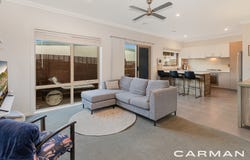 4/5 Wood Street, Mornington, Vic 3931