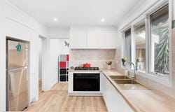 8/96-98 Beleura Hill Road, Mornington, Vic 3931