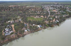 8 Third Street, Blanchetown, SA 5357