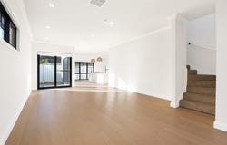 2/5 Reddall Parade, Lake Illawarra, NSW 2528