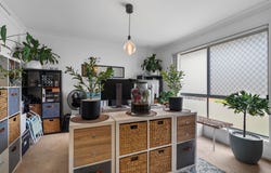 8 Whitehall Street, Browns Plains, Qld 4118