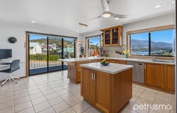 31 Riawena Road, Montagu Bay, Tas 7018