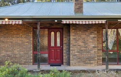 2 McMillan Road, Green Gully, Vic 3462
