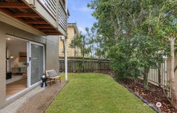 4/15 Mansfield Street, Coorparoo, Qld 4151