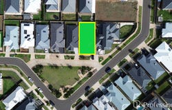 9 Nathalia Way, Eynesbury, Vic 3338