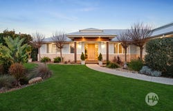 4 Woodhaven Road, Mornington, Vic 3931