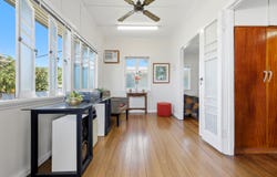 15 Chaplain Avenue, Manunda, Qld 4870