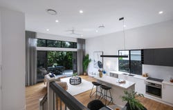 8/15 Daniells Street, Carina, Qld 4152