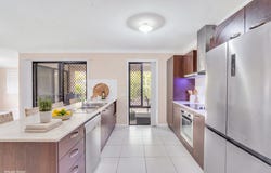 6 Spey Close, Deebing Heights, Qld 4306