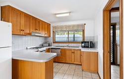 2/810 Sherrard Street, Black Hill, Vic 3350
