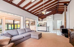10 Windsor Street, Tarbuck Bay, NSW 2428