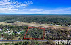 29 Marina Drive, Pacific Haven, Qld 4659