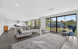 6 Weller Loop, Leschenault, WA 6233
