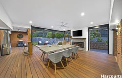 8 McFarlane Court, Lysterfield, Vic 3156