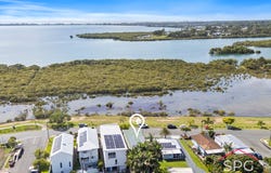 779 Esplanade, Lota, Qld 4179