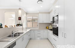17/28 Rosebank Avenue, Dural, NSW 2158