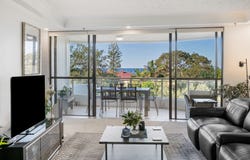 15/3 Cunningham Avenue, Main Beach, Qld 4217