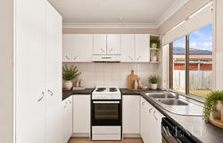 6 Ethan Court, Crestmead, Qld 4132