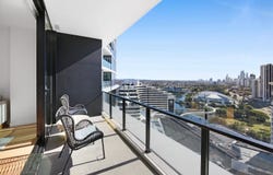 12202/5 The Darling Avenue, Broadbeach, Qld 4218