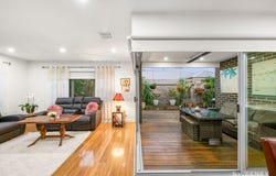 2/20 Curlew Avenue, Altona, Vic 3018