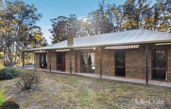 2 McMillan Road, Green Gully, Vic 3462