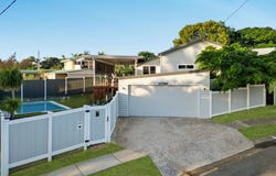 17 Allden Avenue, Labrador, Qld 4215