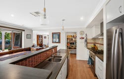 8 Three Peaks Rise, Bright, Vic 3741