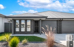 2/6 Algona Road, Forster, NSW 2428