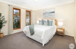 2 Liston Close, Mount Clear, Vic 3350