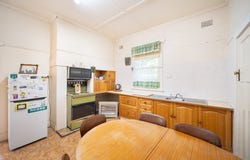 81 Piper Street, Bathurst, NSW 2795