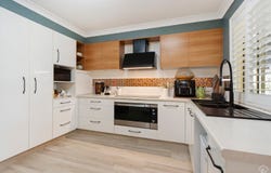 20 Honeymyrtle Drive, Banora Point, NSW 2486