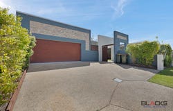 17 Rosemoor Court, Glenella, Qld 4740