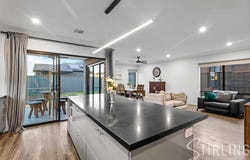 55 Athenaeum Ave, Clyde North, Vic 3978