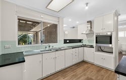 63 Casuarina Avenue, Surrey Downs, SA 5126
