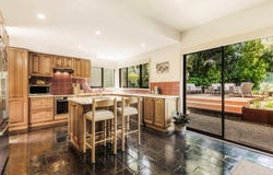 10 Ferguson Close, Menai, NSW 2234