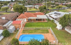 27 Maple Road, Lake Albert, NSW 2650