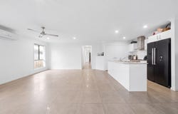 32 Splendour Circuit, Yarrabilba, Qld 4207