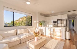 19/2 Fraser Avenue, Miami, Qld 4220