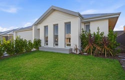8 Bindarri Loop, Yanchep, WA 6035