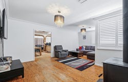 43 Kendall Street, Campbelltown, NSW 2560