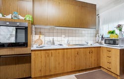1/13 Crewe Road, Hughesdale, Vic 3166