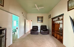 6 Gloucester Street, Biggenden, Qld 4621