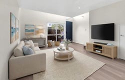 42 South Bay Drive, Varsity Lakes, Qld 4227