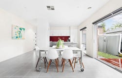 2/62 Clematis Avenue, Altona North, Vic 3025