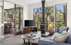 2/5 Swiss Mount Avenue, Hepburn Springs, Vic 3461