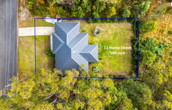13 Hume St, Russell Island, Qld 4184