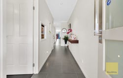 37 Bolivar Esplanade, Truganina, Vic 3029